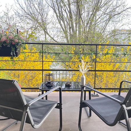 Cozy Riverfront Living, 5-Min Walk To Riverside Train Neuilly-Plaisance Εξωτερικό φωτογραφία